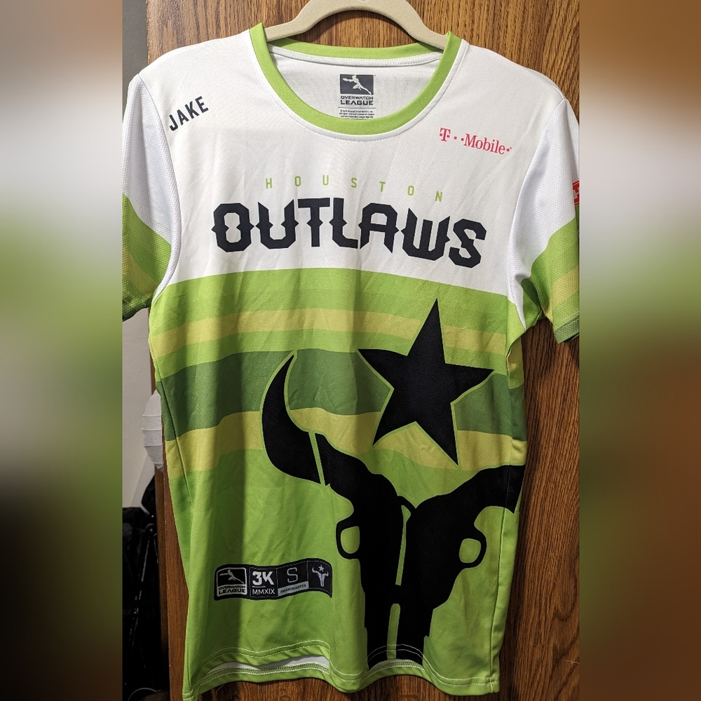 RARE 💚76🔫 RETIRED JAKE JERSEY